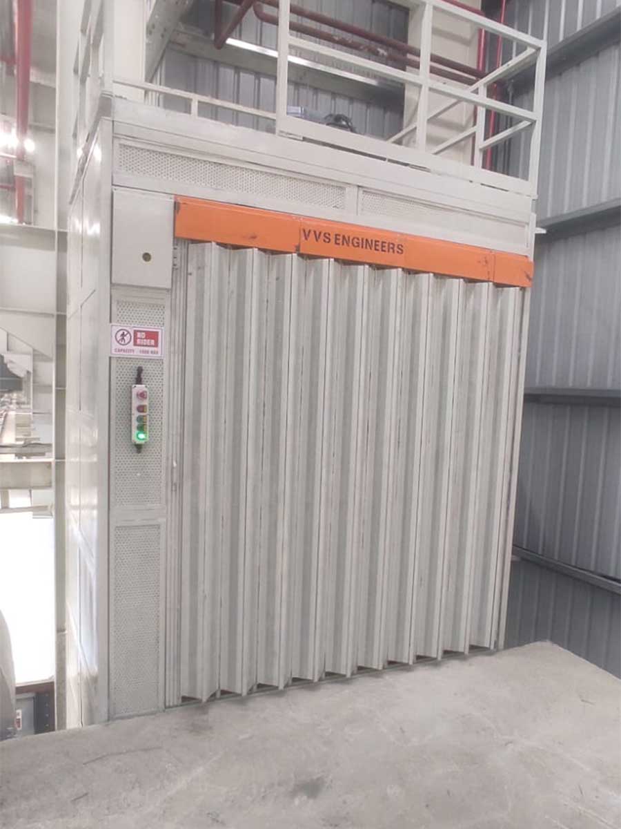 Vertical Reciprocating Conveyors