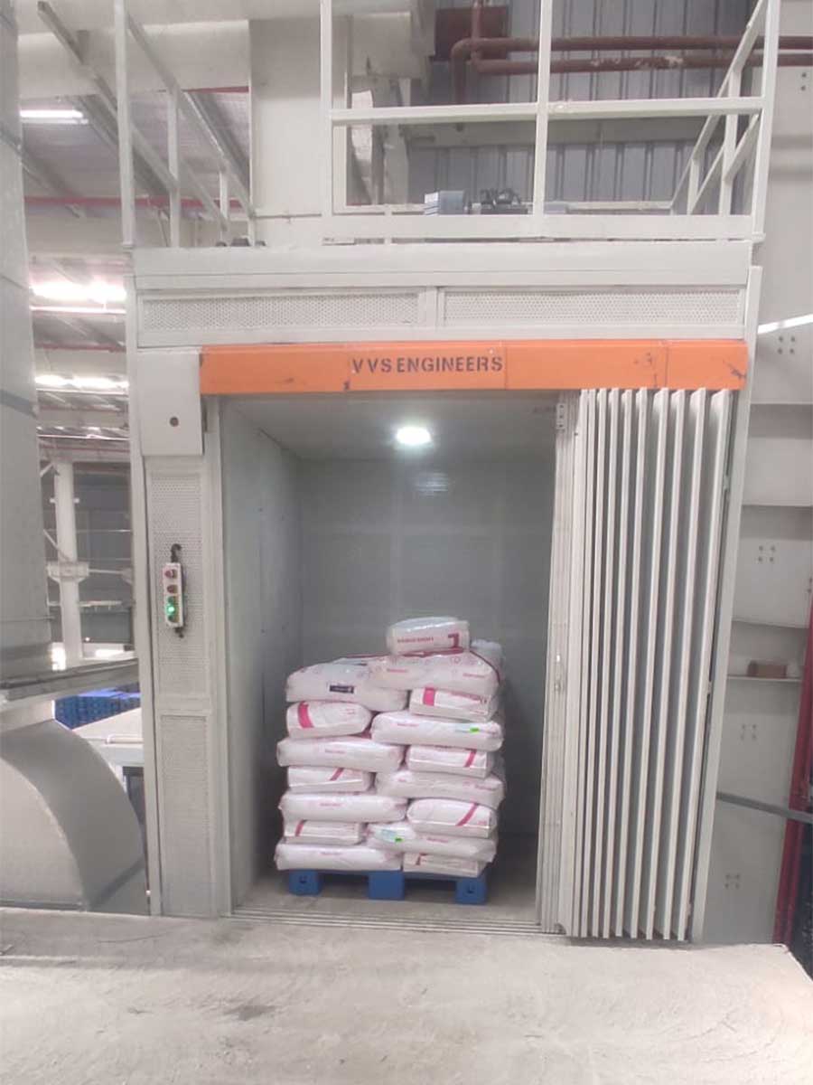 Vertical Reciprocating Conveyors